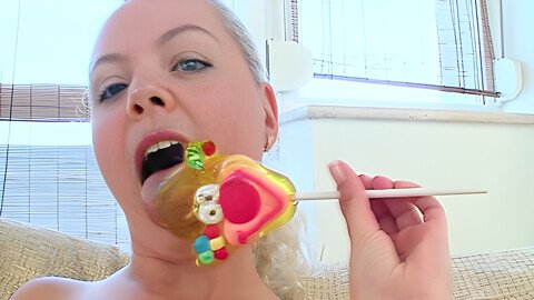 Horny 20-year-old Blonde Gets Fucked Hard From Behind